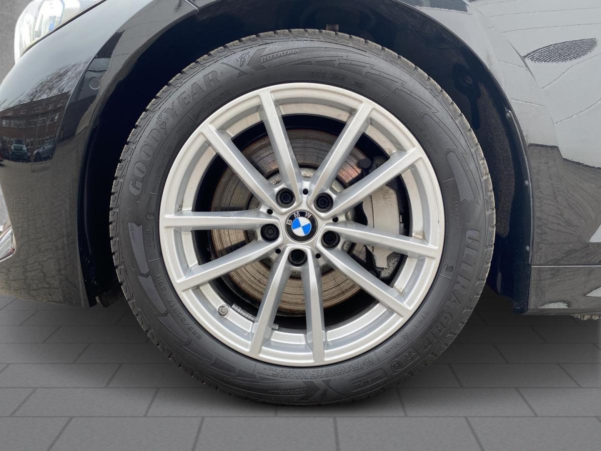 Originalaufnahme des Fahrzeugs Originalaufnahme des Fahrzeugs