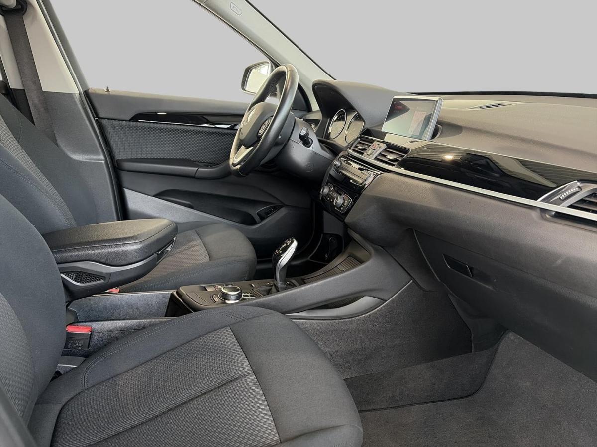 Originalaufnahme des Fahrzeugs Originalaufnahme des Fahrzeugs