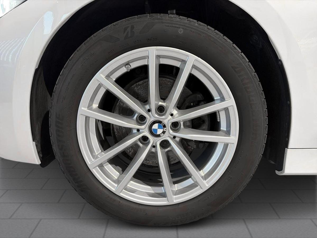 Originalaufnahme des Fahrzeugs Originalaufnahme des Fahrzeugs