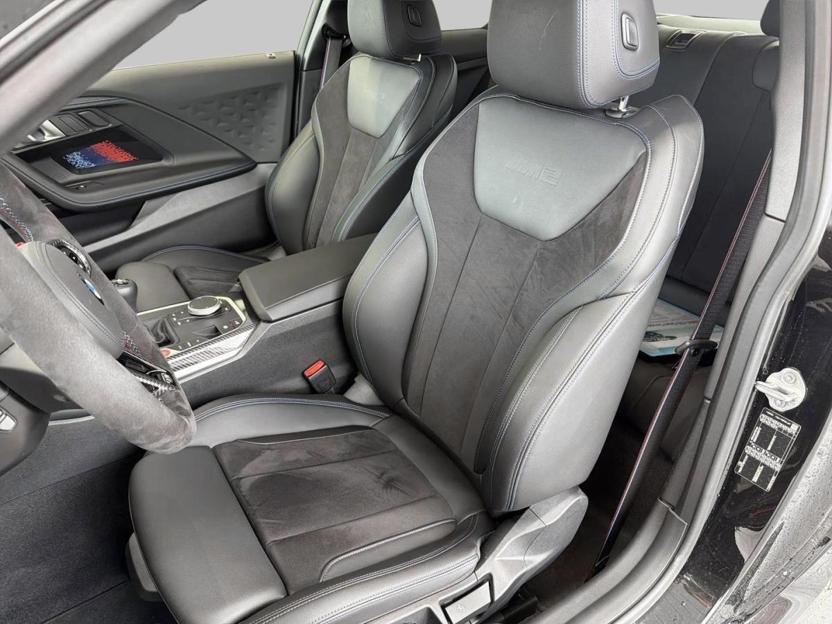 BMW M2 Coupe im Innenraum