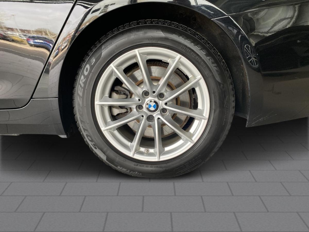 Originalaufnahme des Fahrzeugs Originalaufnahme des Fahrzeugs
