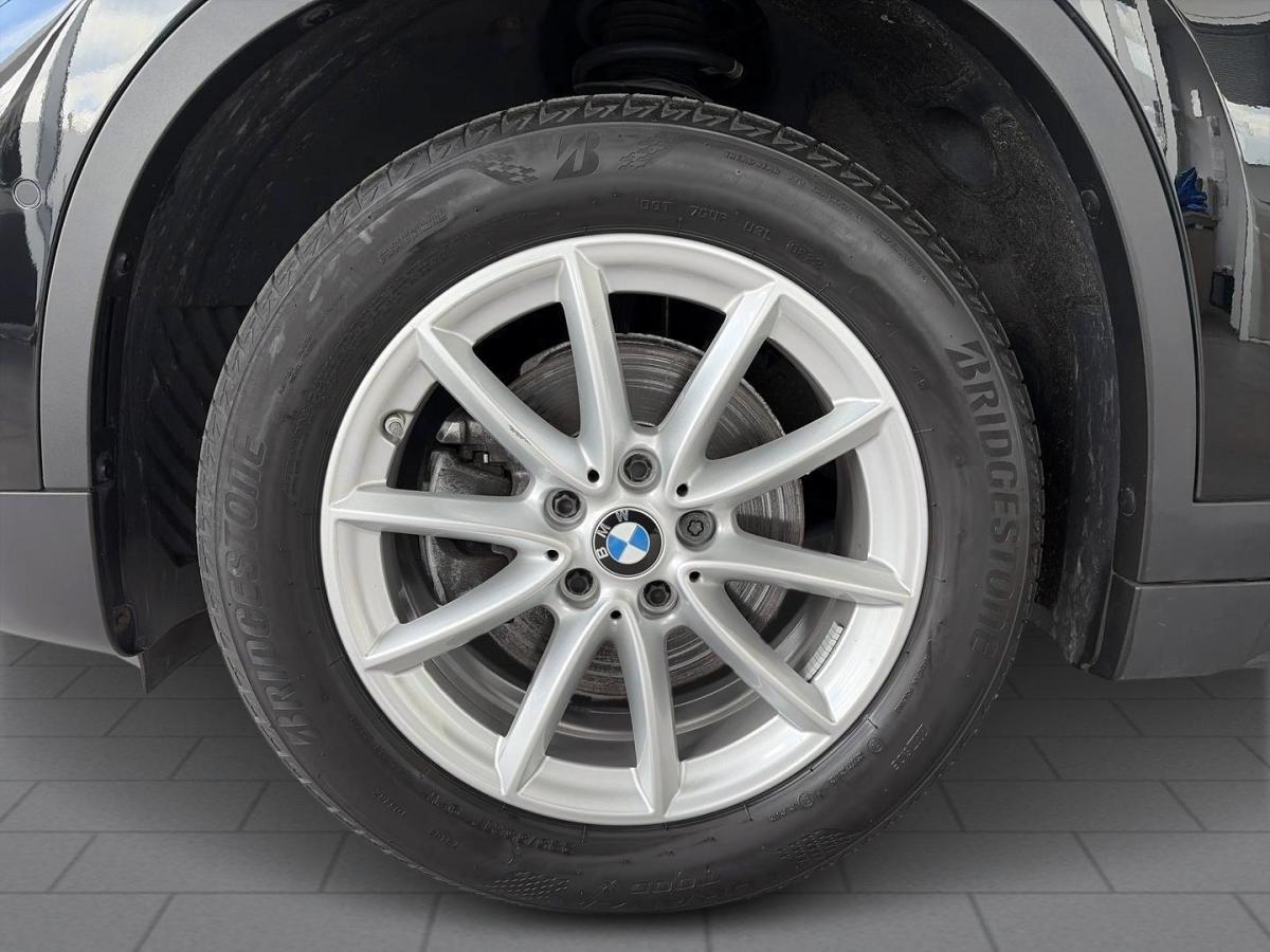 Originalaufnahme des Fahrzeugs Originalaufnahme des Fahrzeugs