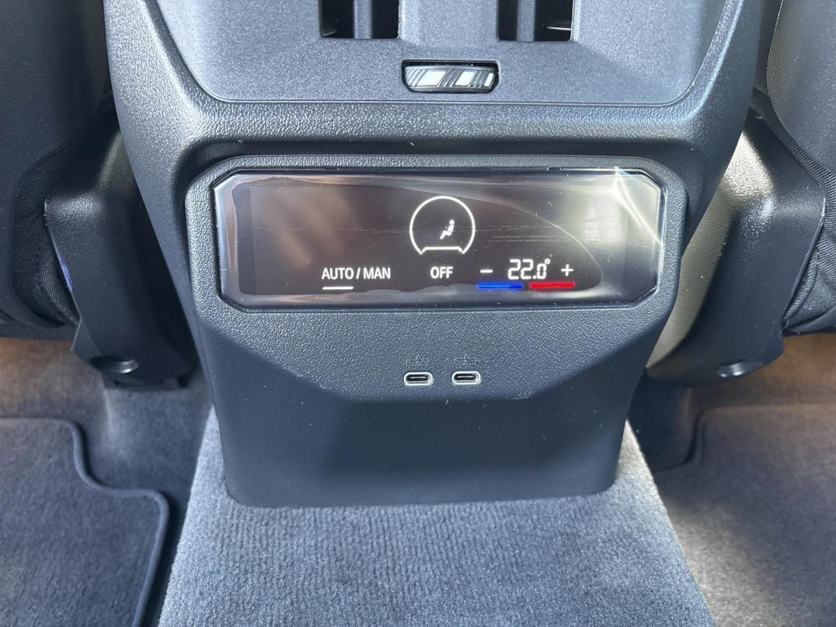 Originalaufnahme des Fahrzeugs Originalaufnahme des Fahrzeugs