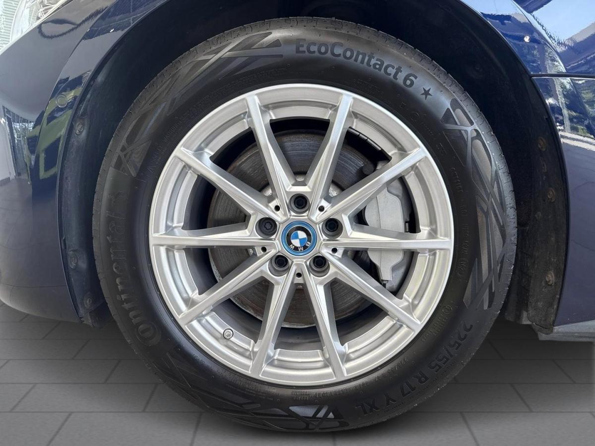 Originalaufnahme des Fahrzeugs Originalaufnahme des Fahrzeugs
