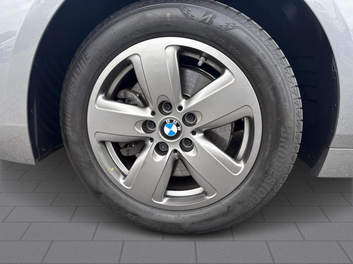 Originalaufnahme des Fahrzeugs Originalaufnahme des Fahrzeugs