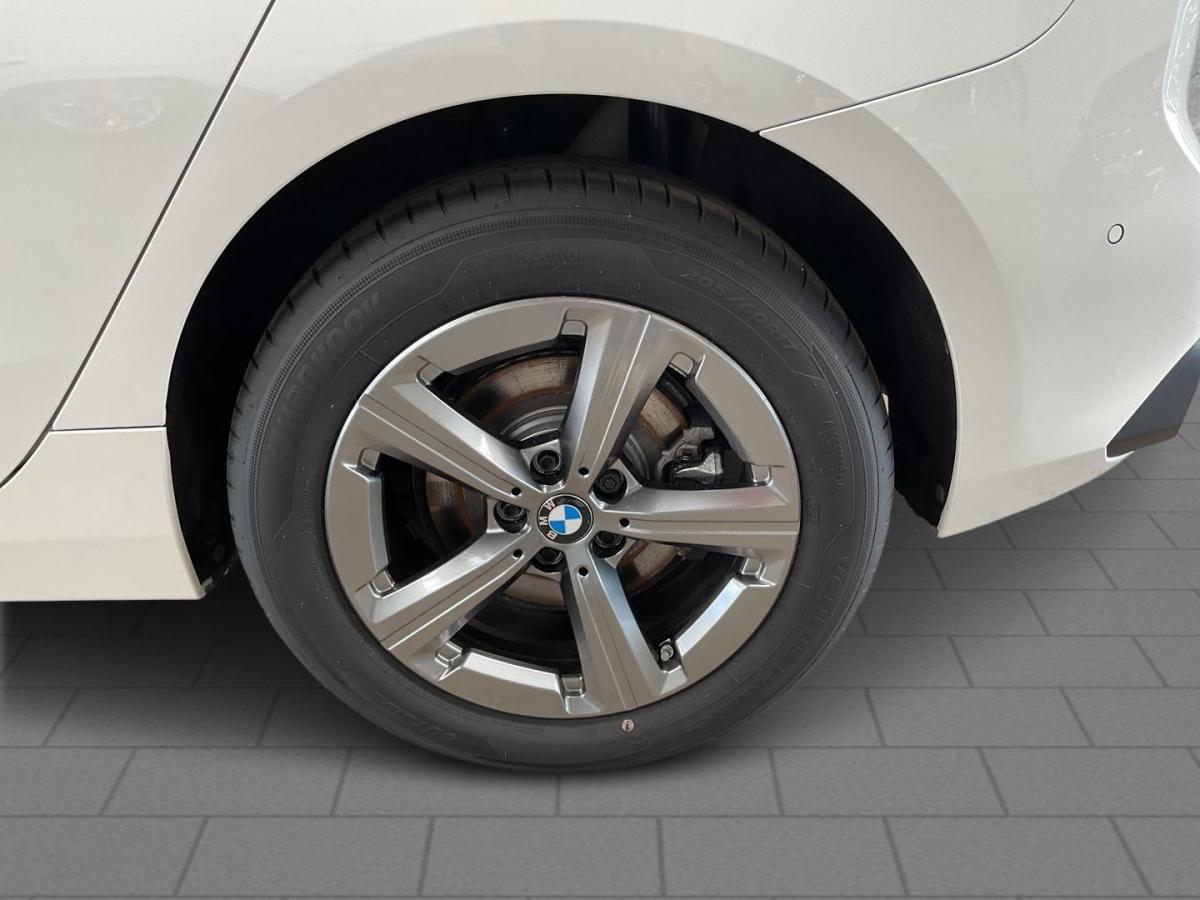 Originalaufnahme des Fahrzeugs Originalaufnahme des Fahrzeugs