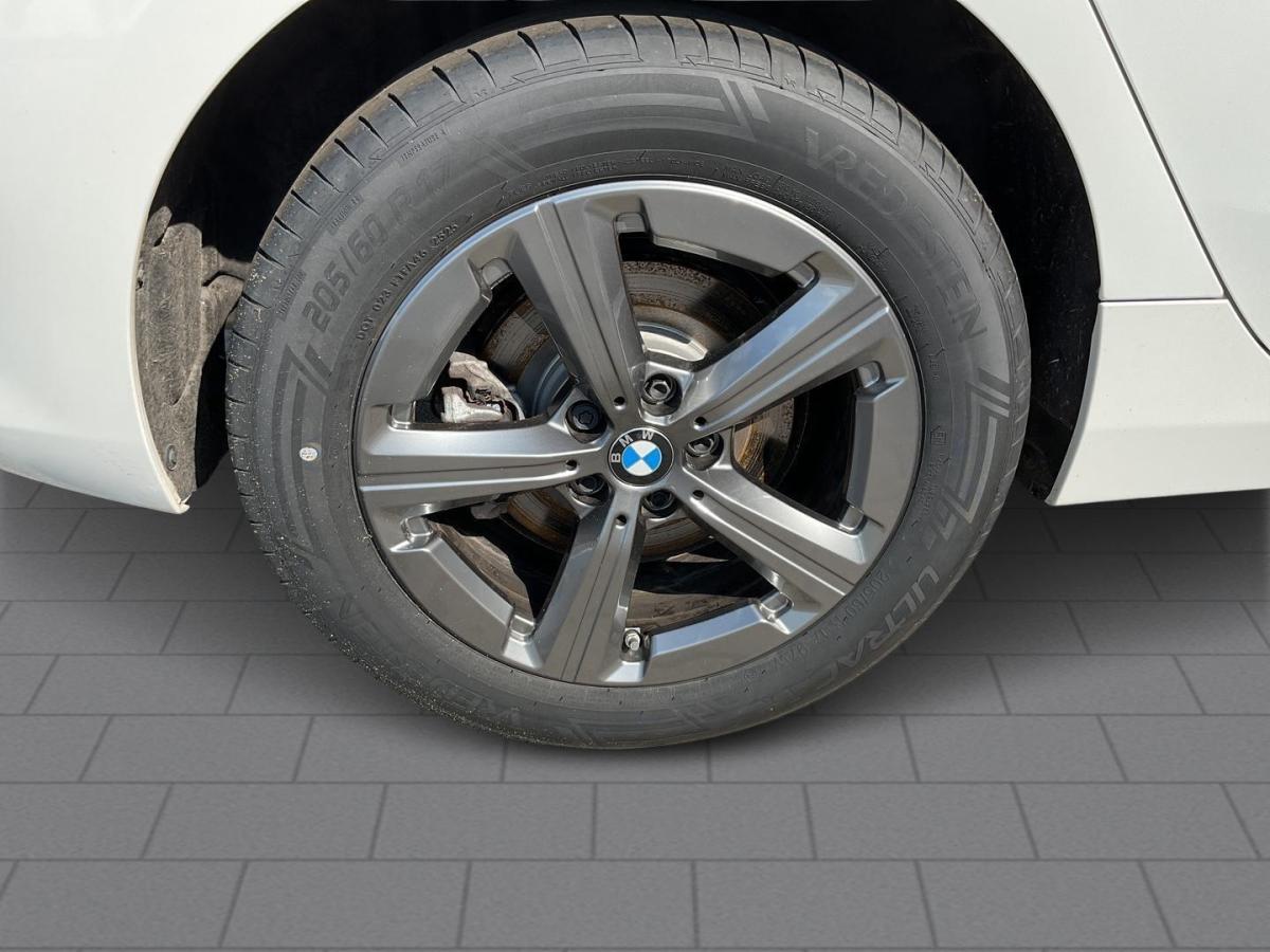 Originalaufnahme des Fahrzeugs Originalaufnahme des Fahrzeugs