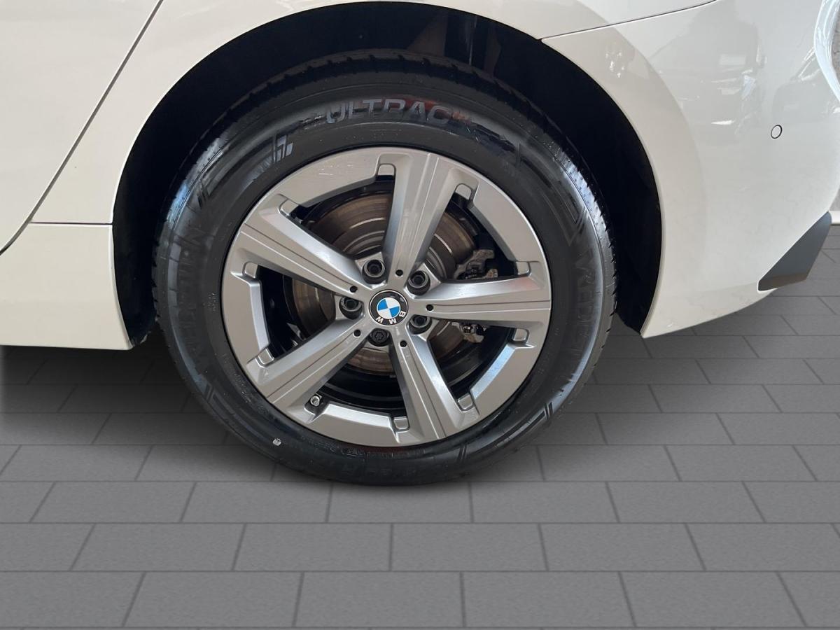 Originalaufnahme des Fahrzeugs Originalaufnahme des Fahrzeugs