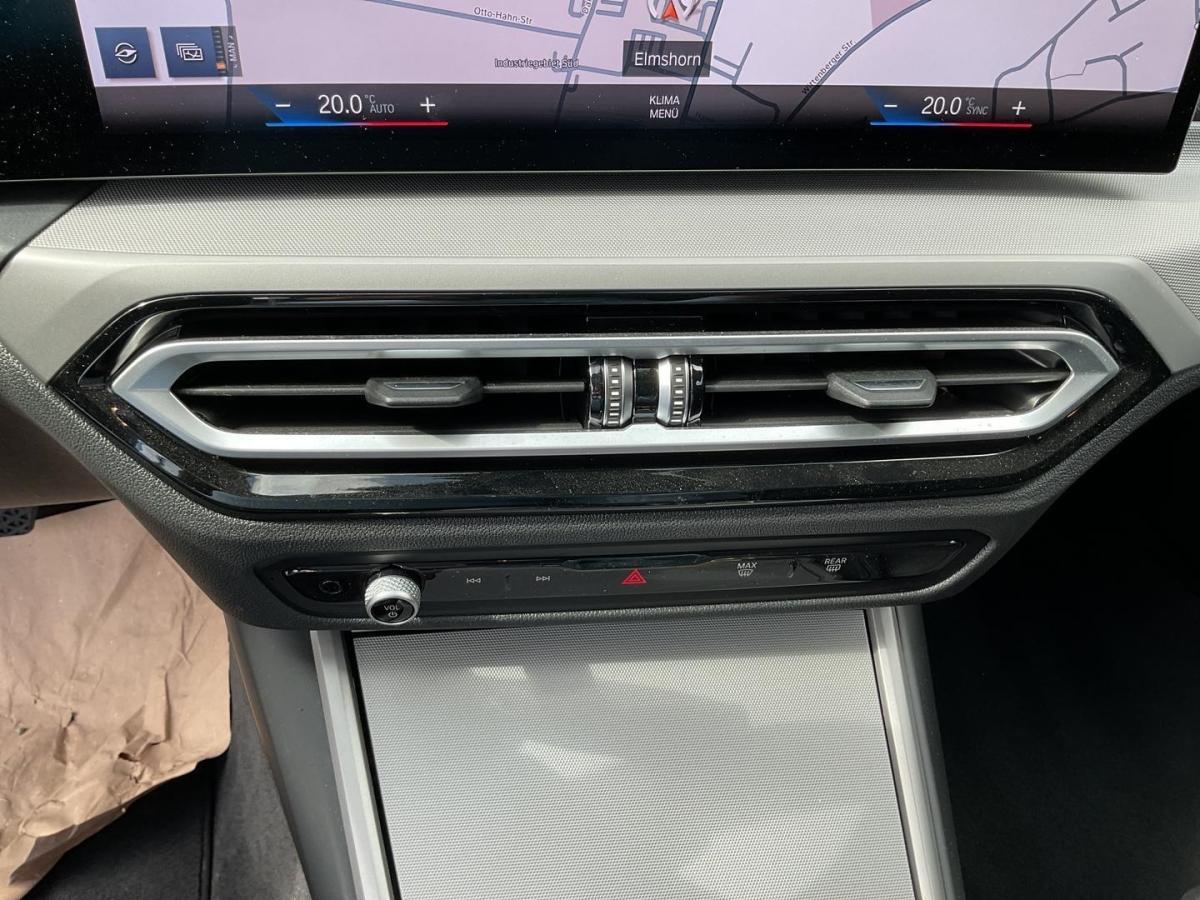 Originalaufnahme des Fahrzeugs Originalaufnahme des Fahrzeugs