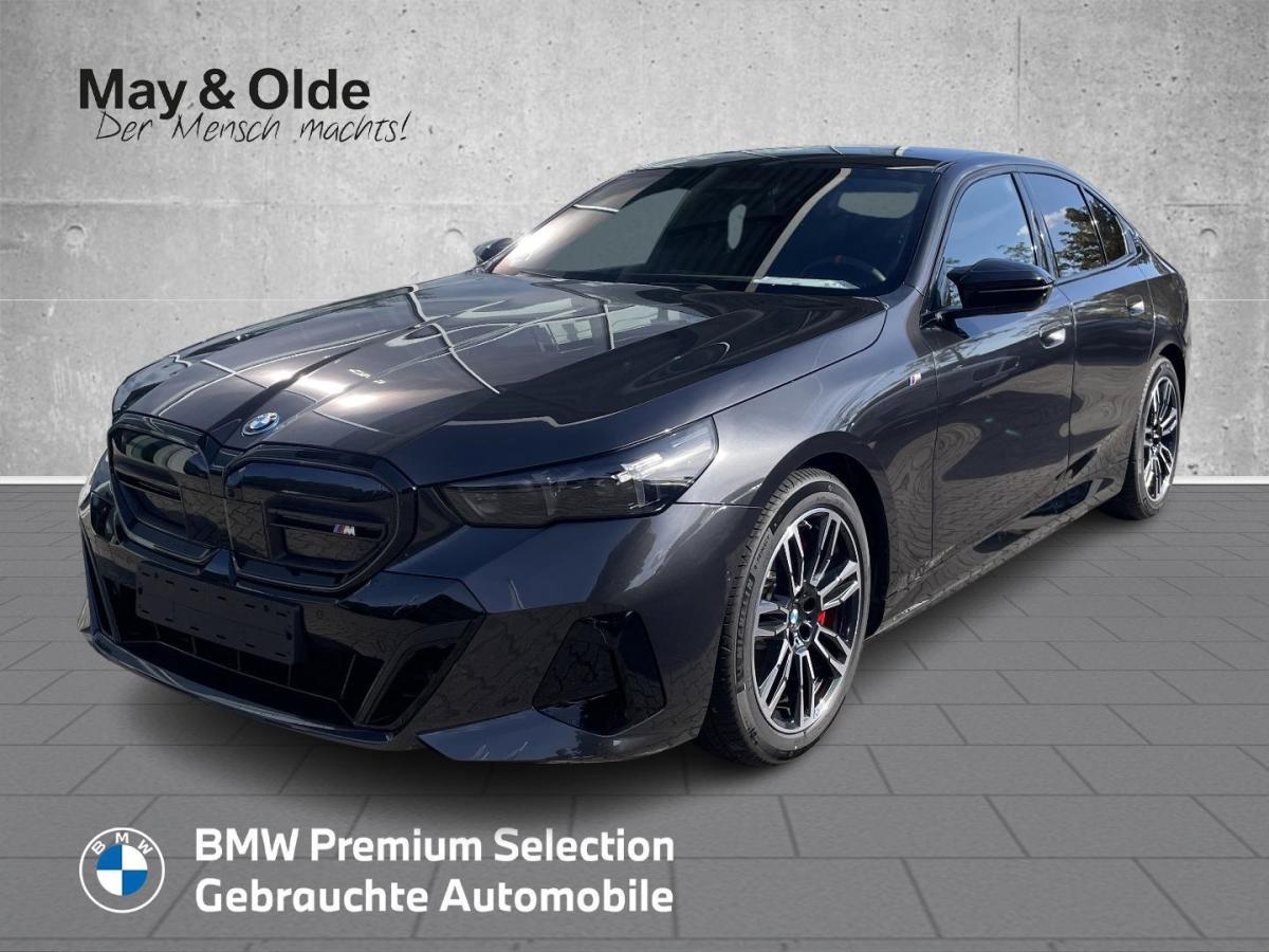BMW i5 M60 xDrive Limousine Originalaufnahme BMW i5 M60 xDrive Limousine Originalaufnahme