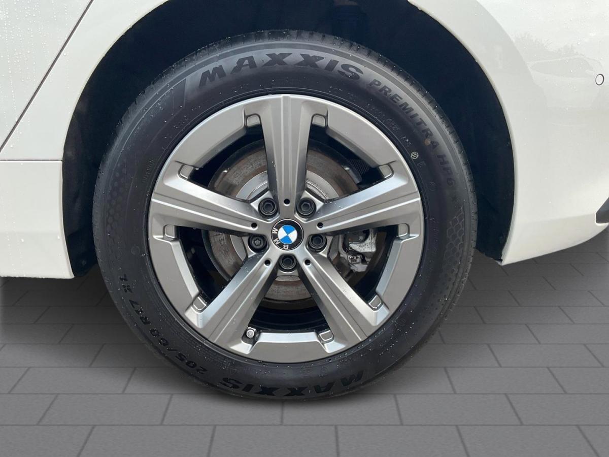 Originalaufnahme des Fahrzeugs Originalaufnahme des Fahrzeugs