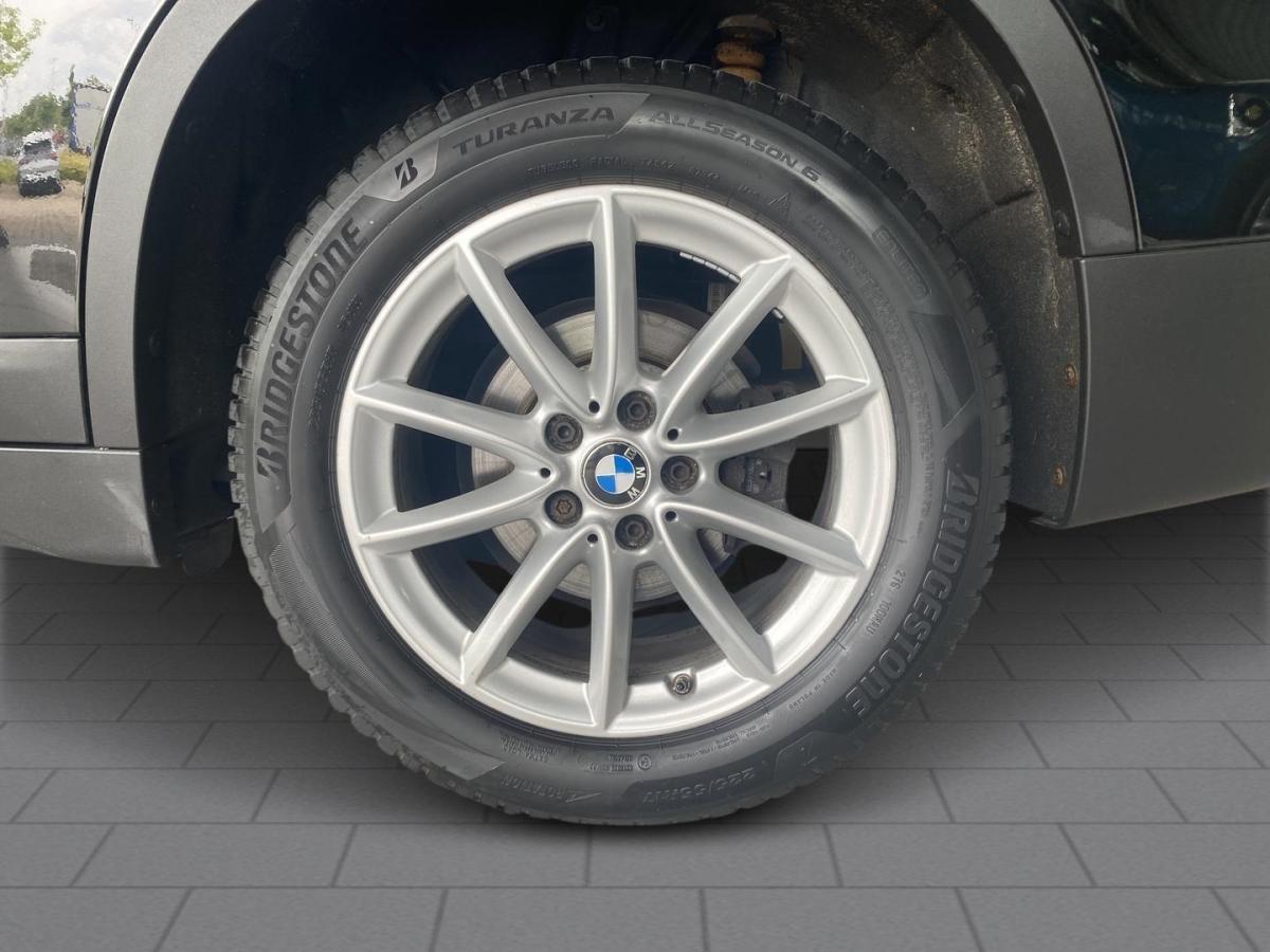 Originalaufnahme des Fahrzeugs Originalaufnahme des Fahrzeugs
