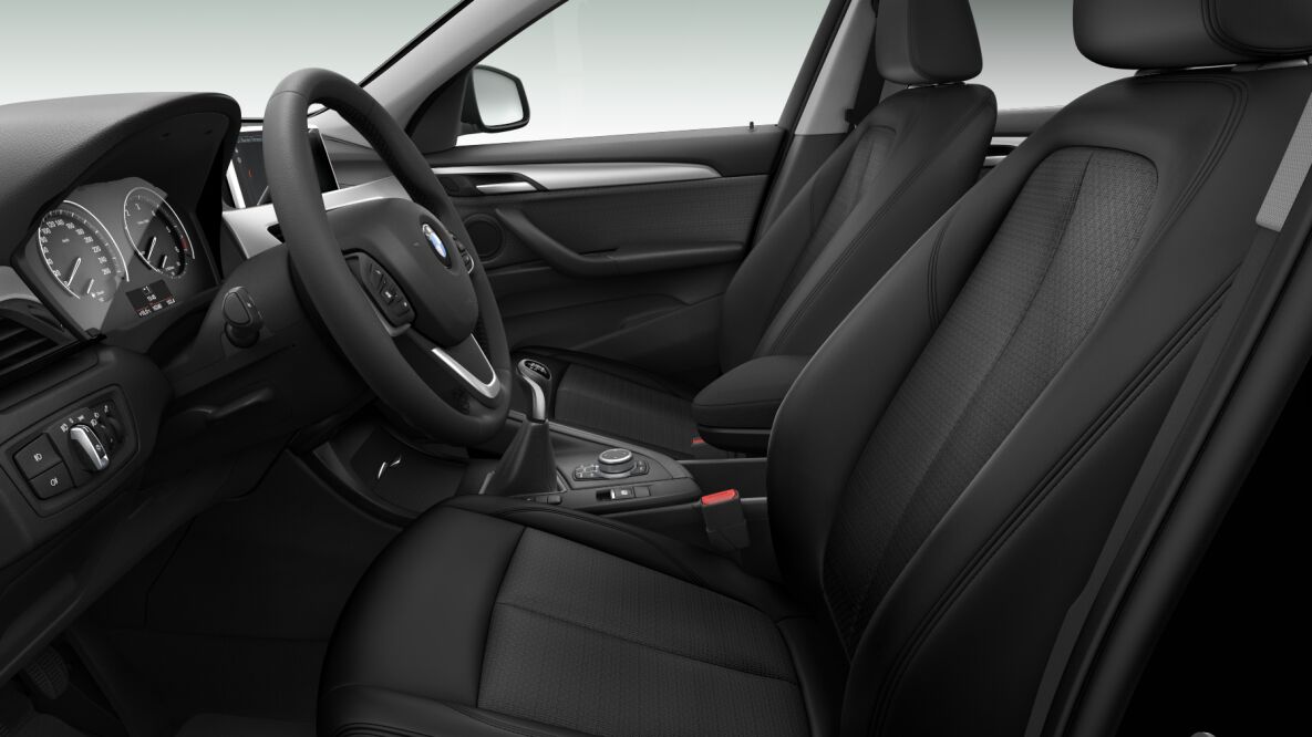 BMW BMW X im Innenraum seitlich BMW BMW X im Innenraum seitlich