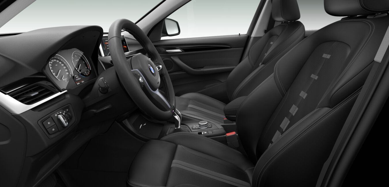 BMW BMW X im Innenraum seitlich BMW BMW X im Innenraum seitlich
