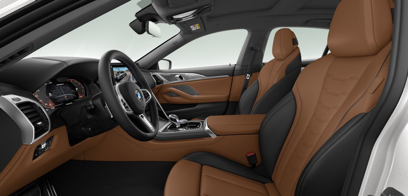 BMW BMW 8er im Innenraum seitlich BMW BMW 8er im Innenraum seitlich