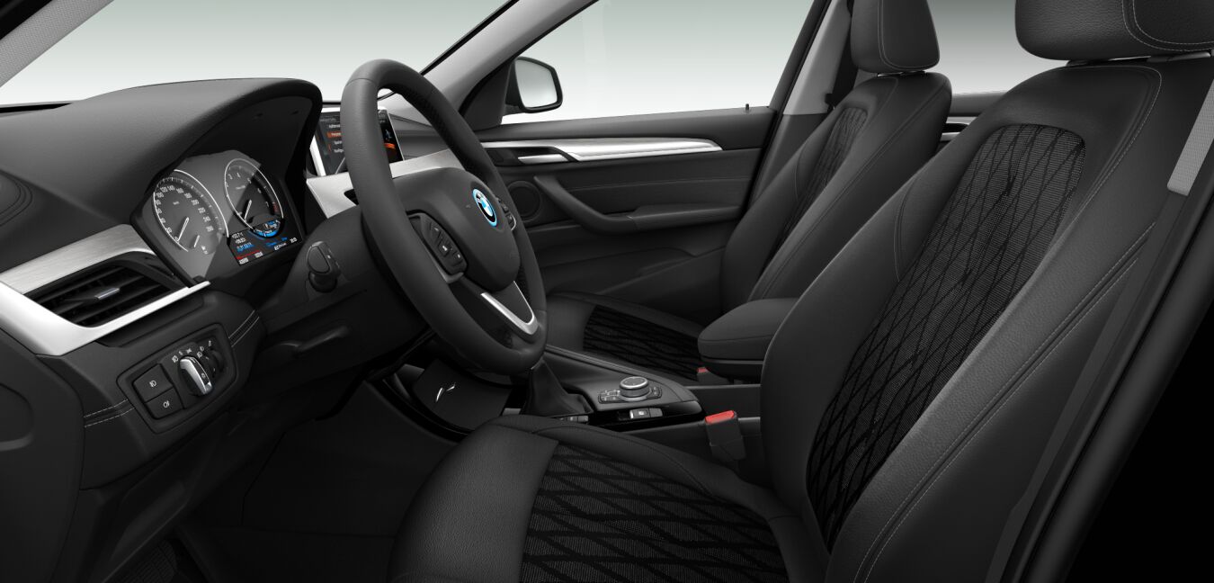 BMW BMW X im Innenraum seitlich BMW BMW X im Innenraum seitlich
