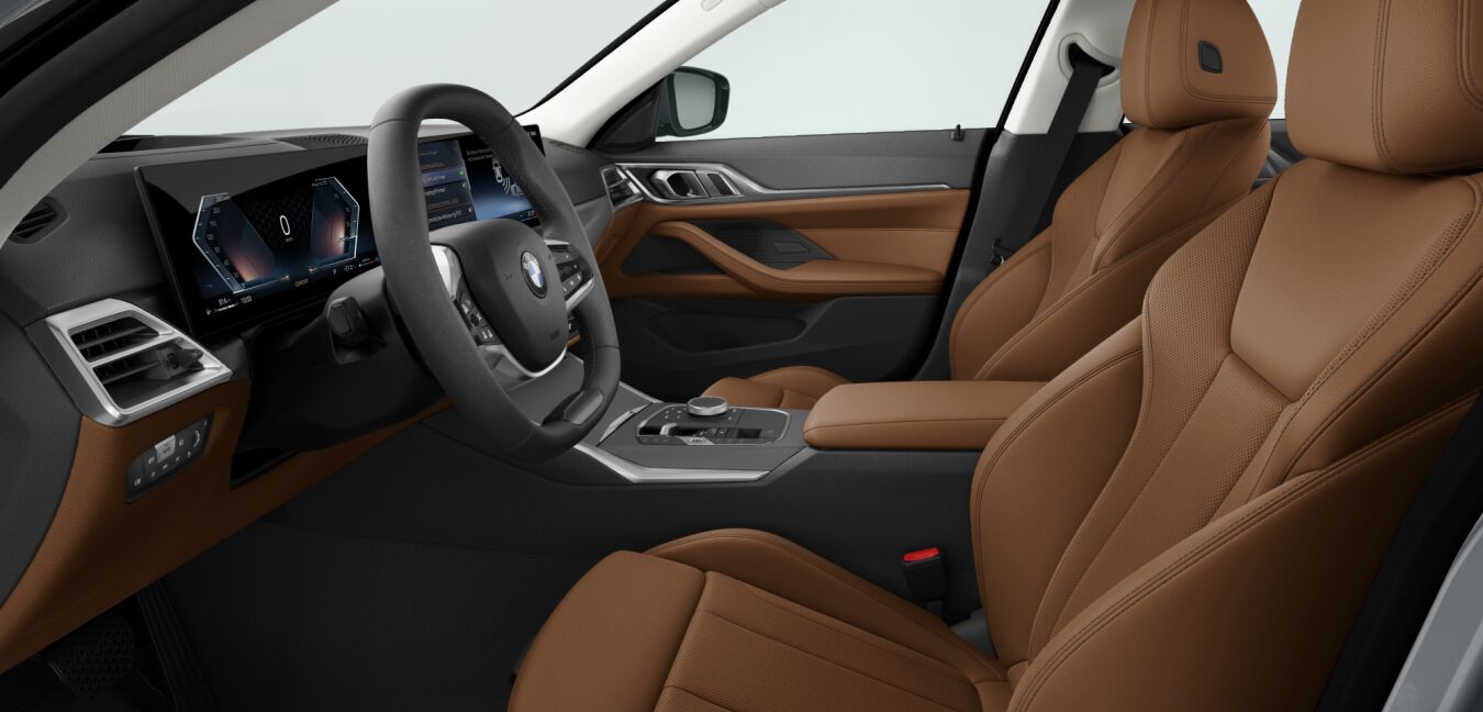 BMW BMW 4er im Innenraum seitlich BMW BMW 4er im Innenraum seitlich