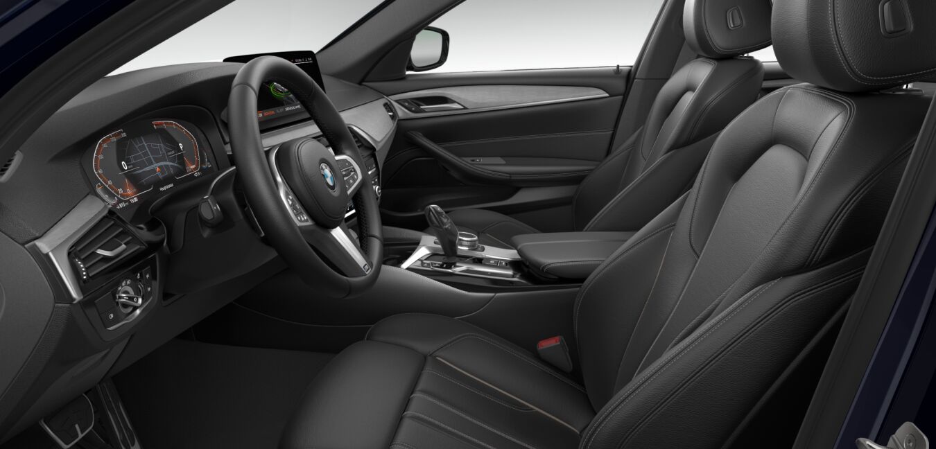 BMW BMW 5er im Innenraum seitlich BMW BMW 5er im Innenraum seitlich