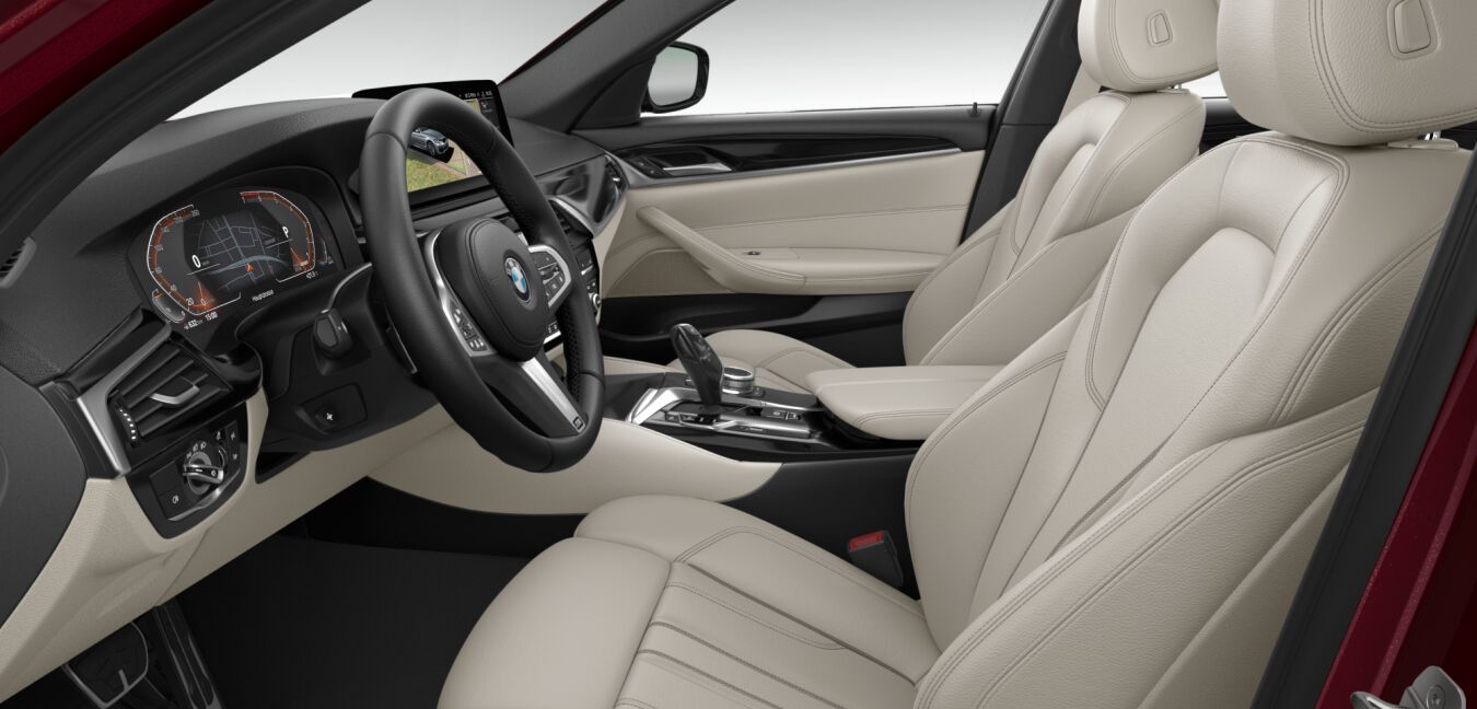 BMW BMW 5er im Innenraum seitlich BMW BMW 5er im Innenraum seitlich