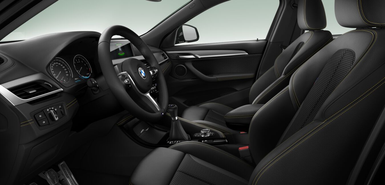 BMW BMW X im Innenraum seitlich BMW BMW X im Innenraum seitlich