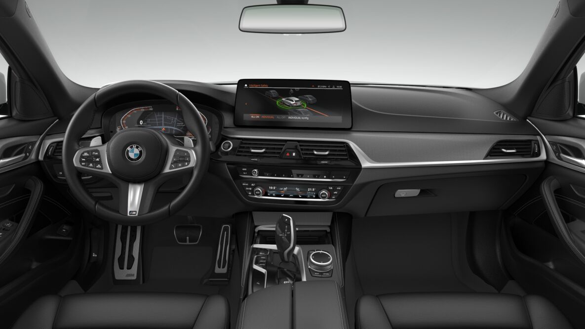 BMW BMW 5er im Innenraum von vorne BMW BMW 5er im Innenraum von vorne