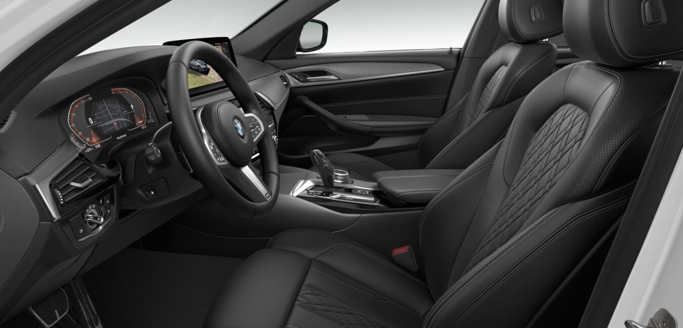 BMW BMW 5er im Innenraum seitlich BMW BMW 5er im Innenraum seitlich