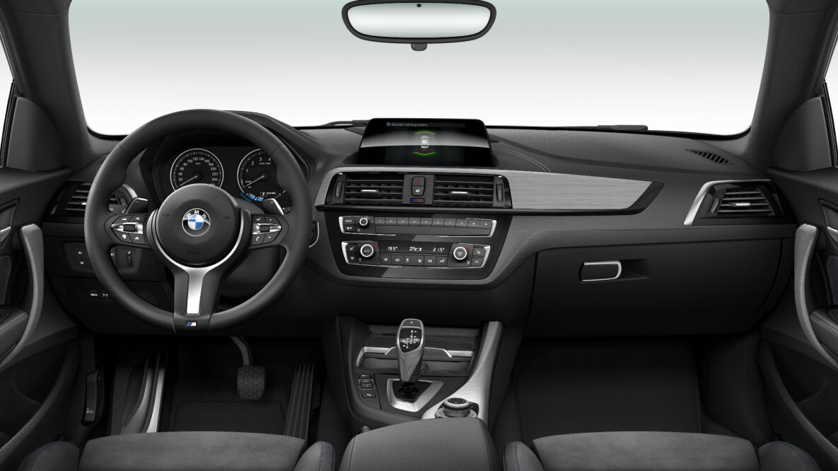 BMW BMW 2er im Innenraum von vorne BMW BMW 2er im Innenraum von vorne