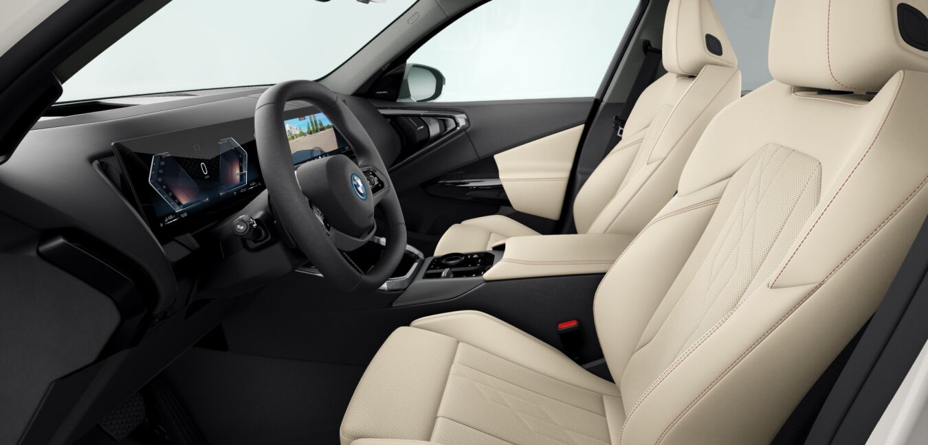 BMW BMW X im Innenraum seitlich