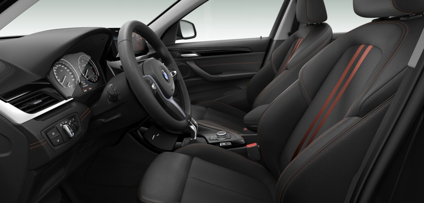 BMW BMW X im Innenraum seitlich BMW BMW X im Innenraum seitlich