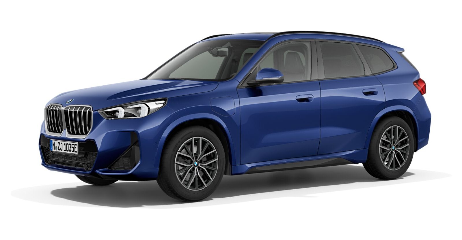 BMW X1 xDrive30e in Blau von vorne BMW X1 xDrive30e in Blau von vorne