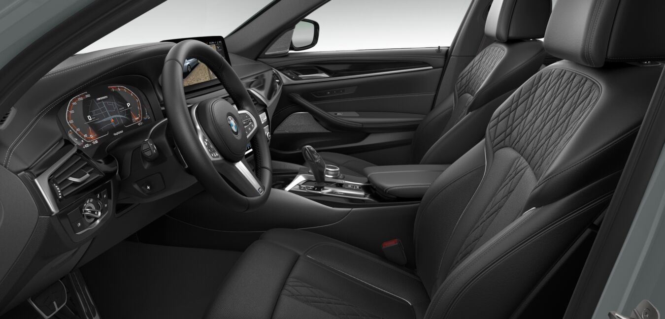 BMW BMW 5er im Innenraum seitlich BMW BMW 5er im Innenraum seitlich