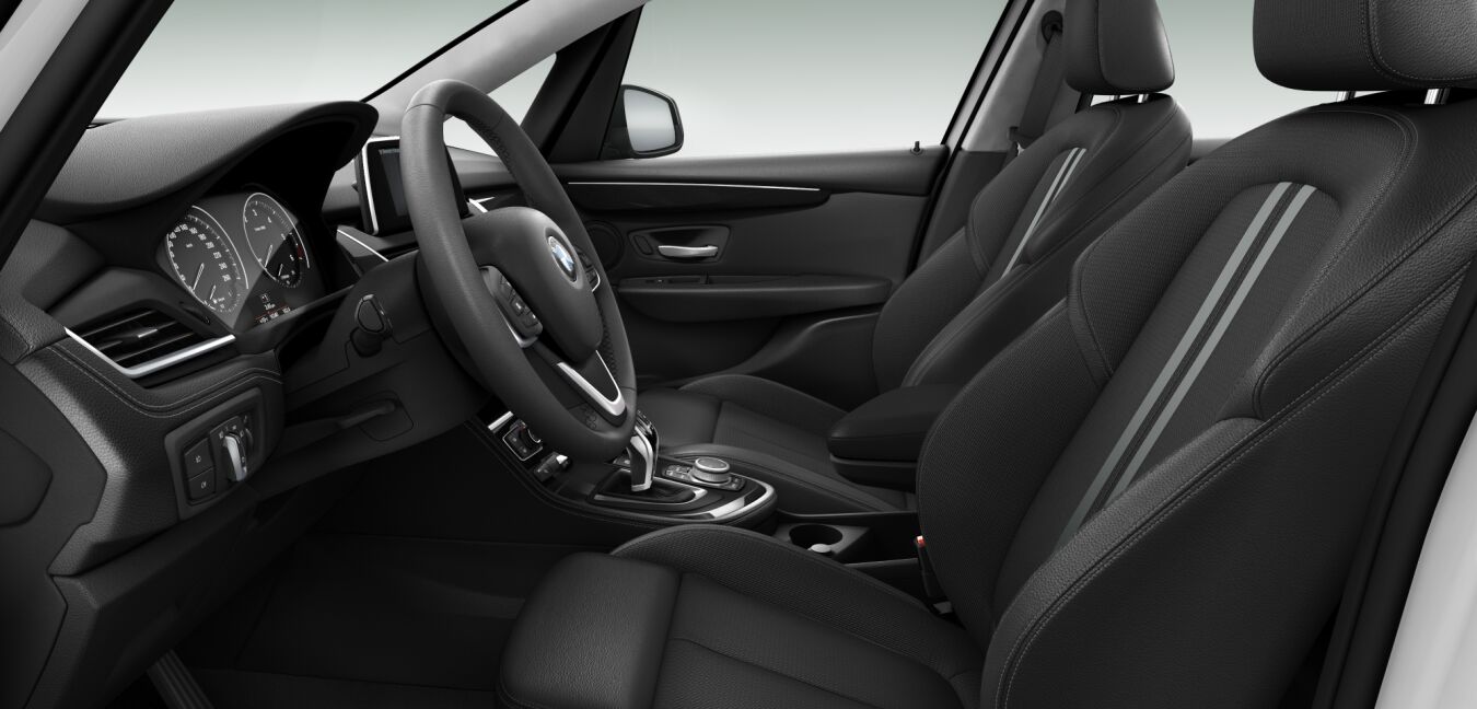 BMW BMW 2er im Innenraum seitlich BMW BMW 2er im Innenraum seitlich