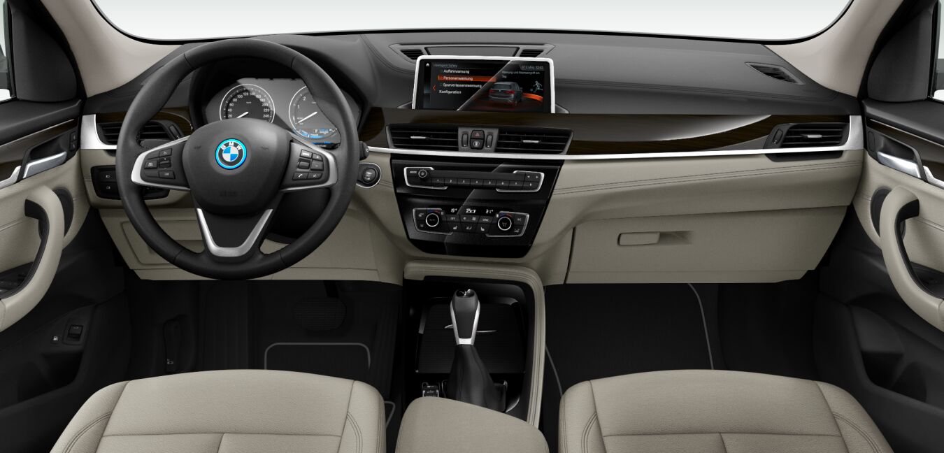 BMW BMW X im Innenraum von vorne BMW BMW X im Innenraum von vorne