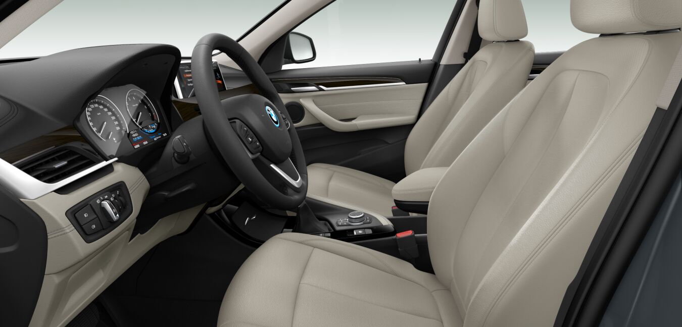 BMW BMW X im Innenraum seitlich BMW BMW X im Innenraum seitlich