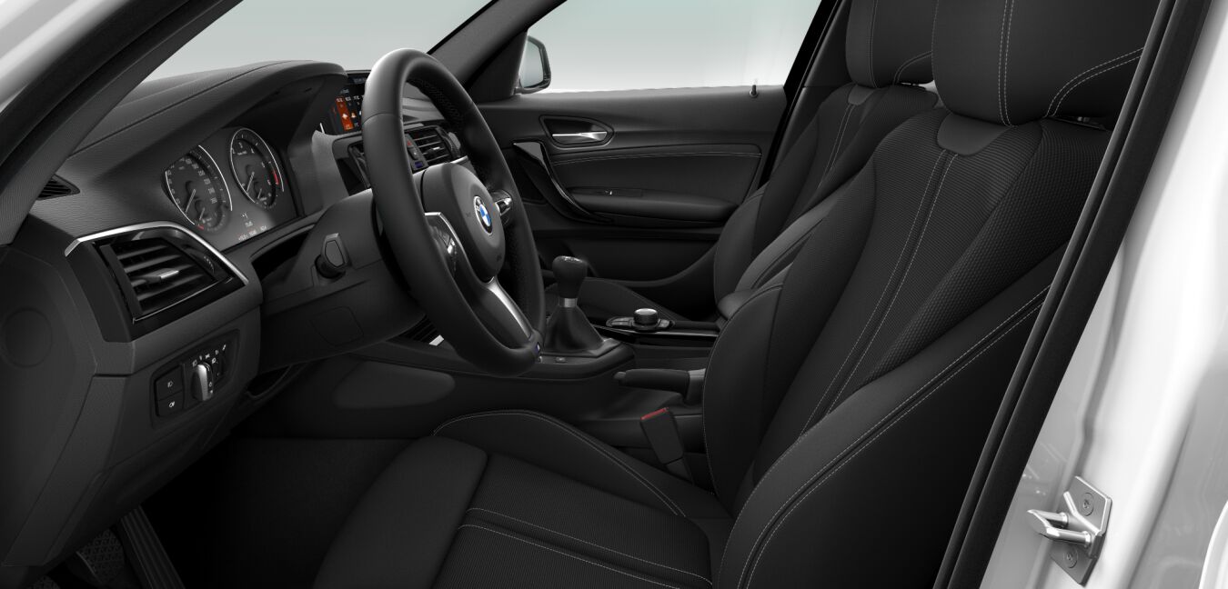 BMW BMW 1er im Innenraum seitlich BMW BMW 1er im Innenraum seitlich