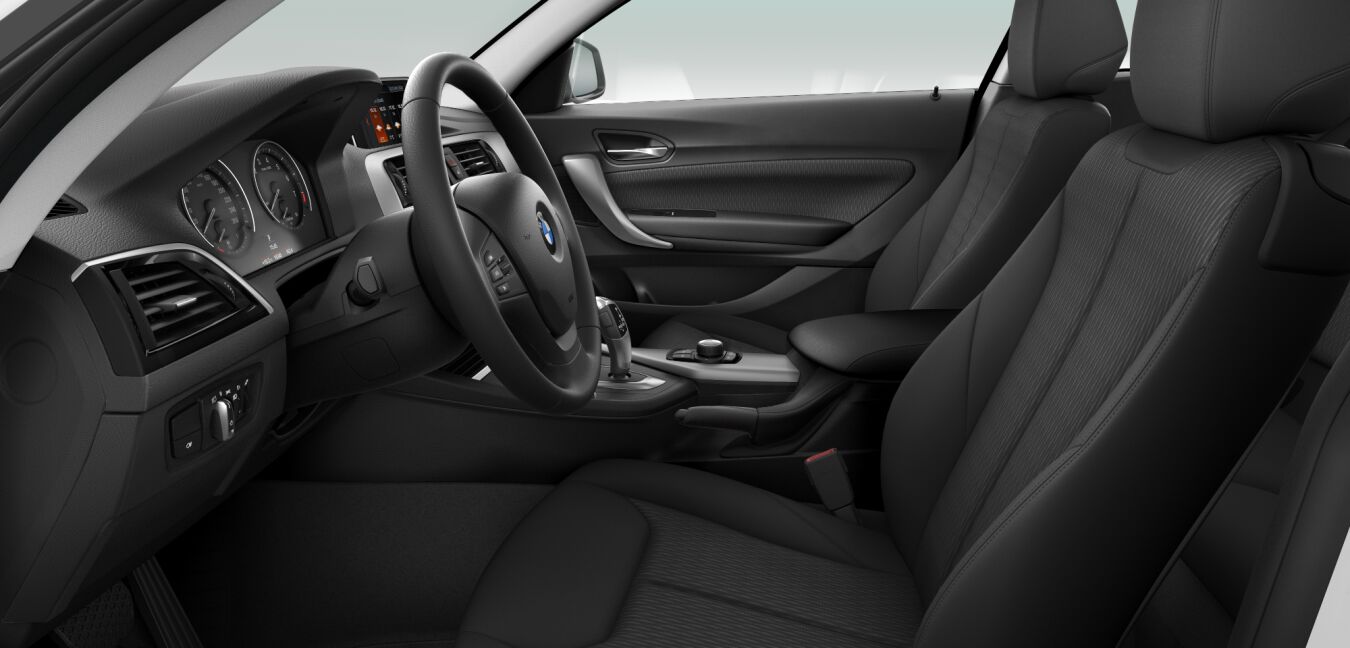 BMW BMW 1er im Innenraum seitlich BMW BMW 1er im Innenraum seitlich