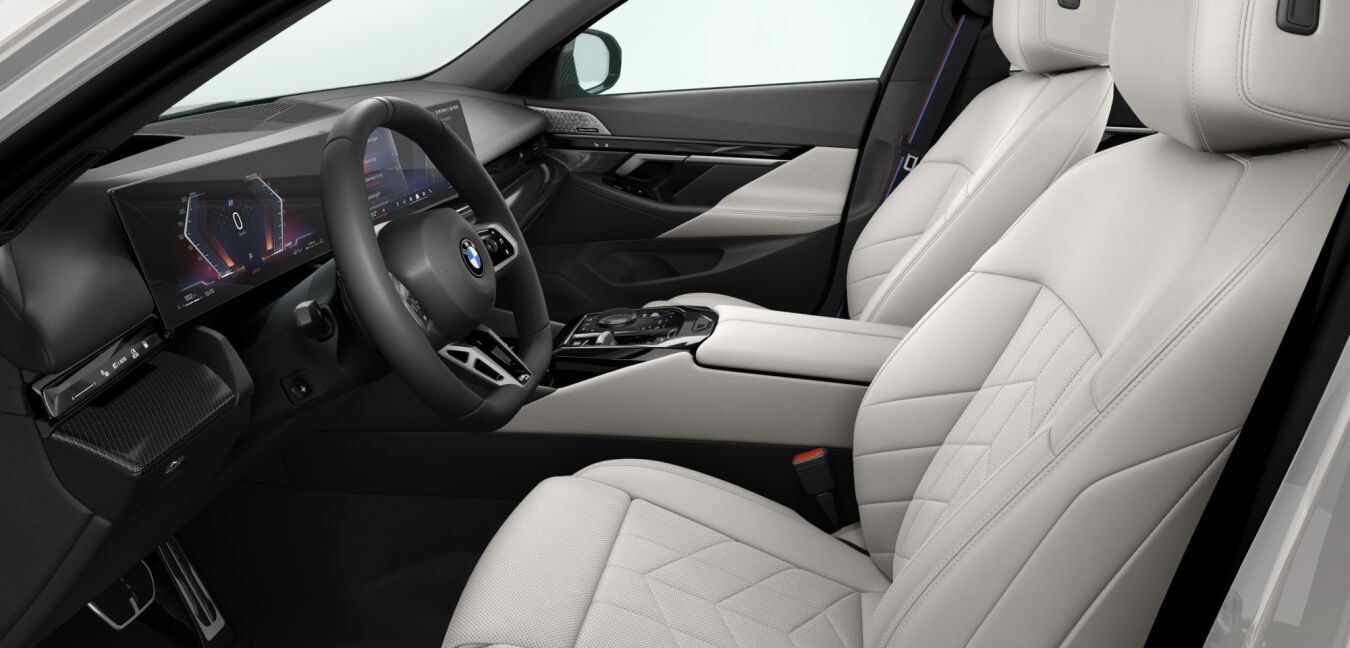 BMW BMW 5er im Innenraum seitlich BMW BMW 5er im Innenraum seitlich