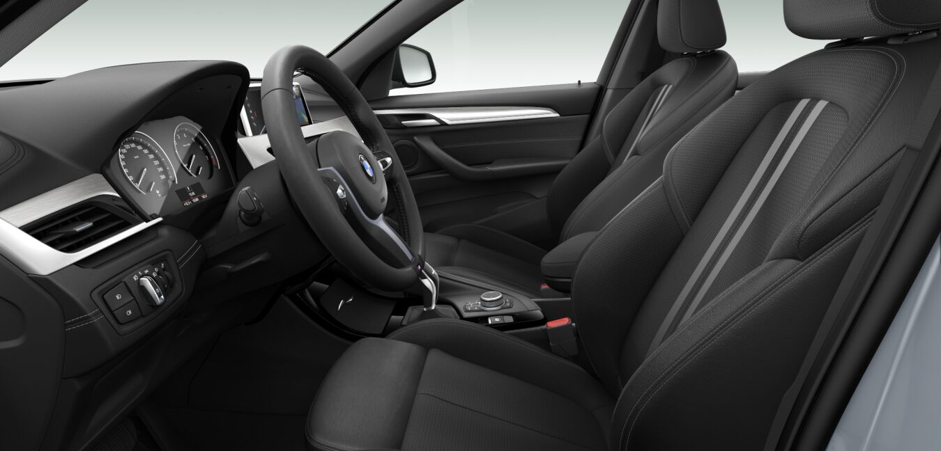 BMW BMW X im Innenraum seitlich BMW BMW X im Innenraum seitlich