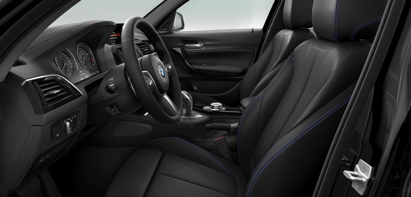 BMW BMW 1er im Innenraum seitlich BMW BMW 1er im Innenraum seitlich