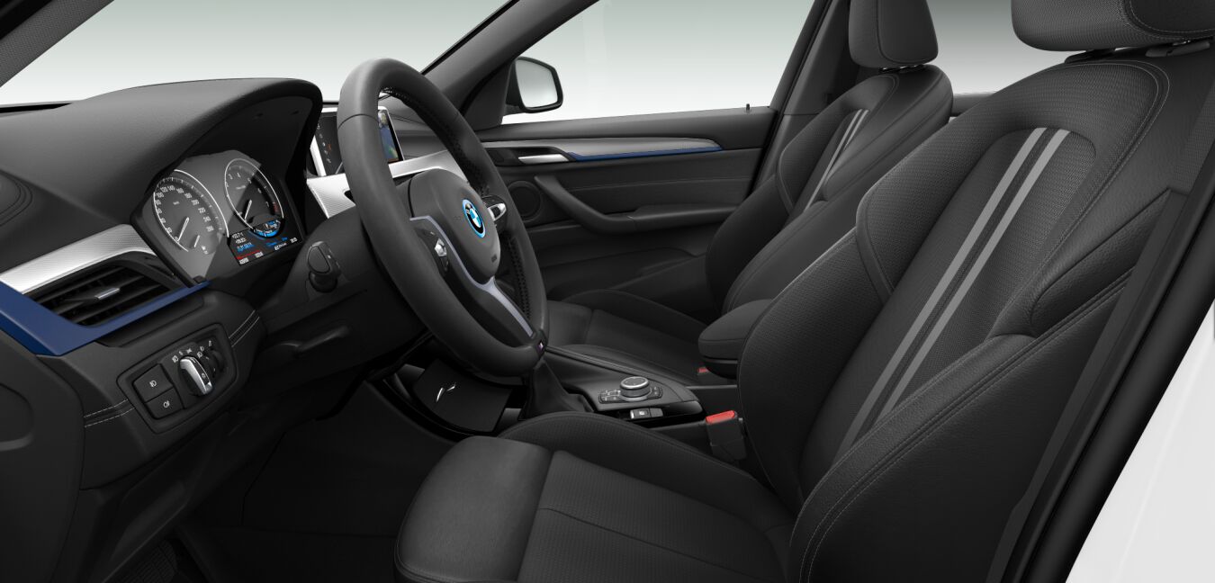BMW BMW X im Innenraum seitlich BMW BMW X im Innenraum seitlich