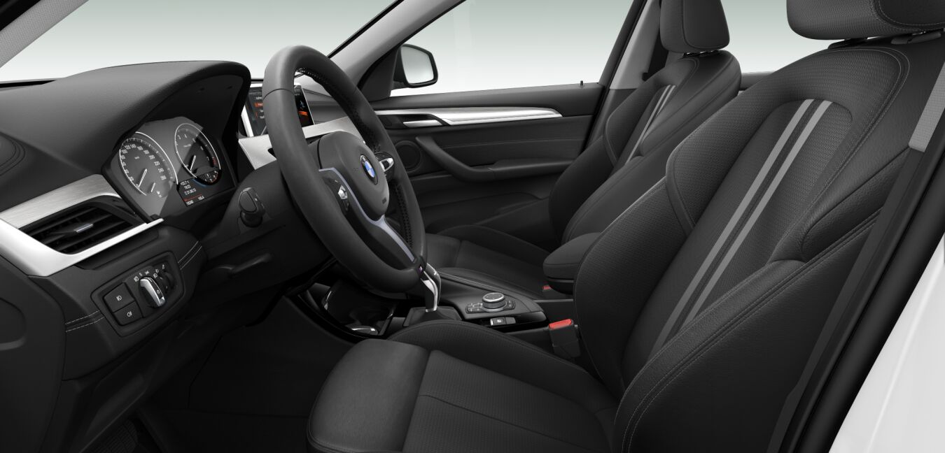 BMW BMW X im Innenraum seitlich BMW BMW X im Innenraum seitlich