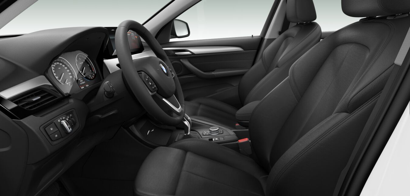 BMW BMW X im Innenraum seitlich