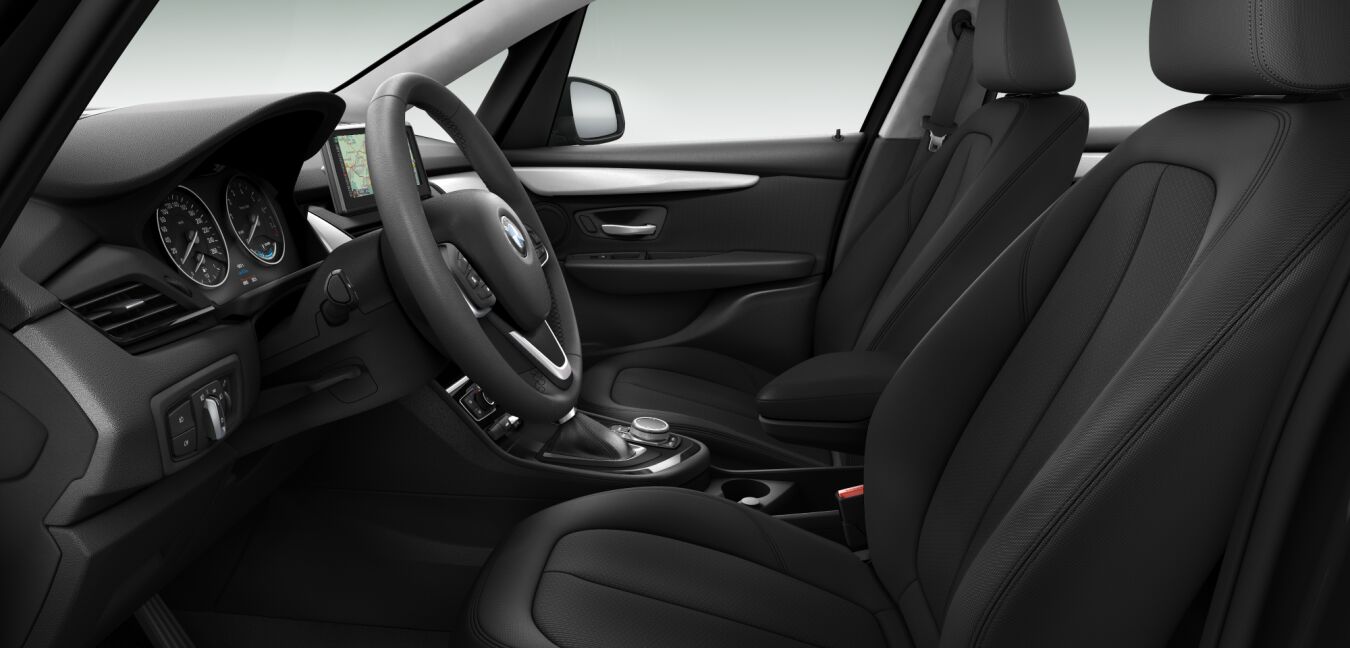 BMW BMW 2er im Innenraum seitlich BMW BMW 2er im Innenraum seitlich