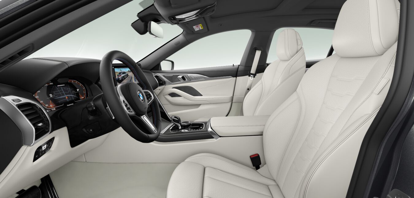 BMW BMW 8er im Innenraum seitlich BMW BMW 8er im Innenraum seitlich