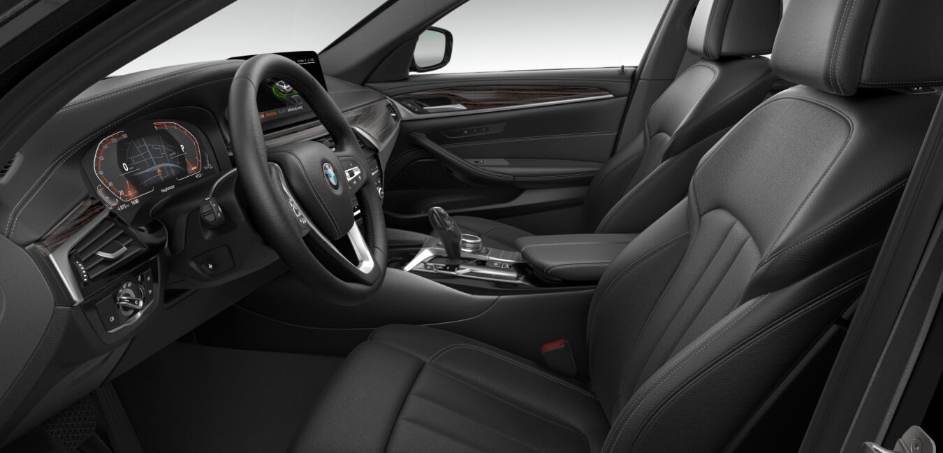 BMW BMW 5er im Innenraum seitlich BMW BMW 5er im Innenraum seitlich