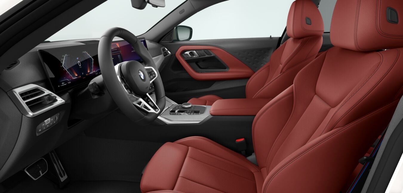 BMW BMW 2er im Innenraum seitlich BMW BMW 2er im Innenraum seitlich