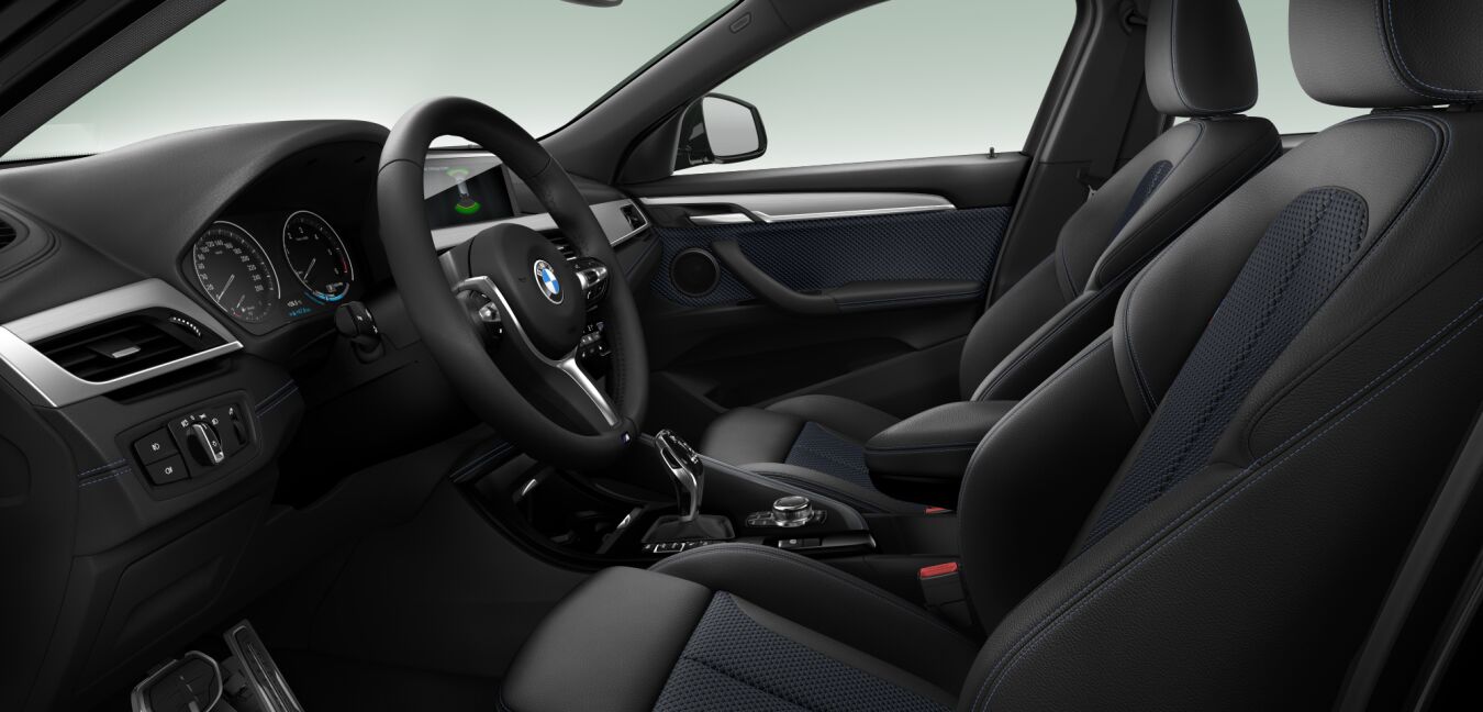 BMW BMW X im Innenraum seitlich BMW BMW X im Innenraum seitlich
