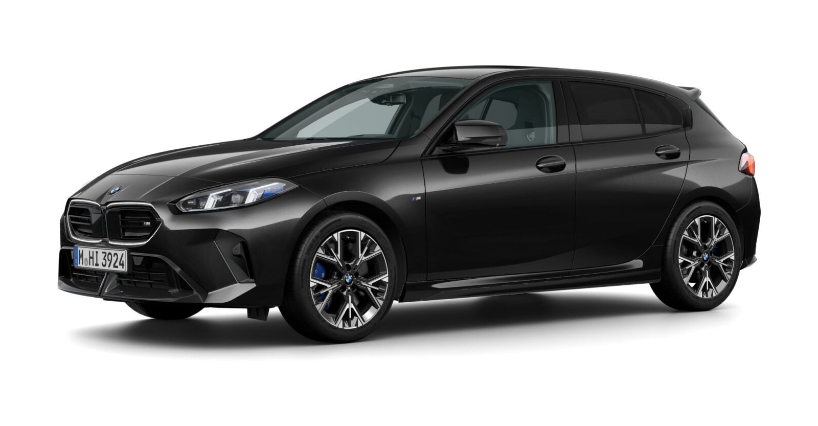 BMW M135 xDrive in Schwarz von vorne BMW M135 xDrive in Schwarz von vorne