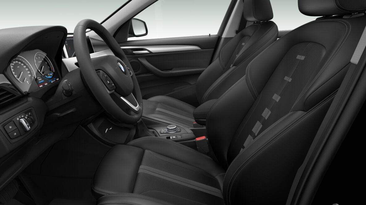 BMW BMW X im Innenraum seitlich BMW BMW X im Innenraum seitlich