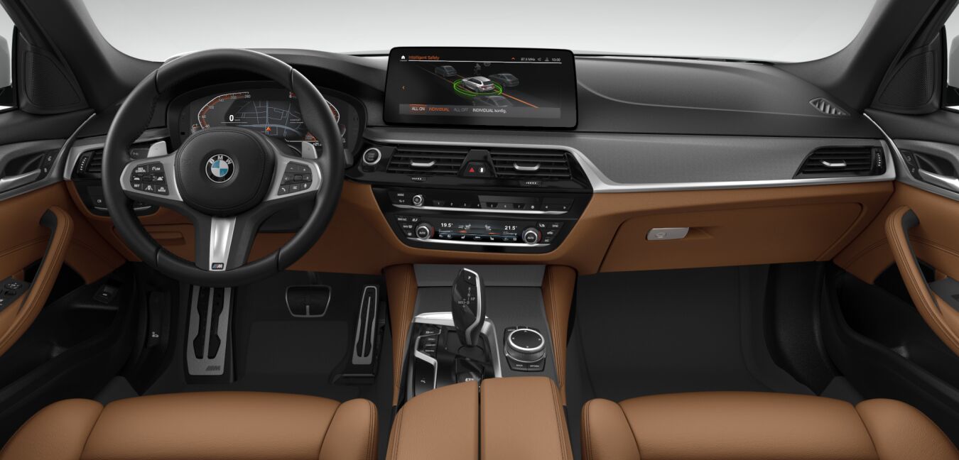 BMW BMW 5er im Innenraum von vorne BMW BMW 5er im Innenraum von vorne
